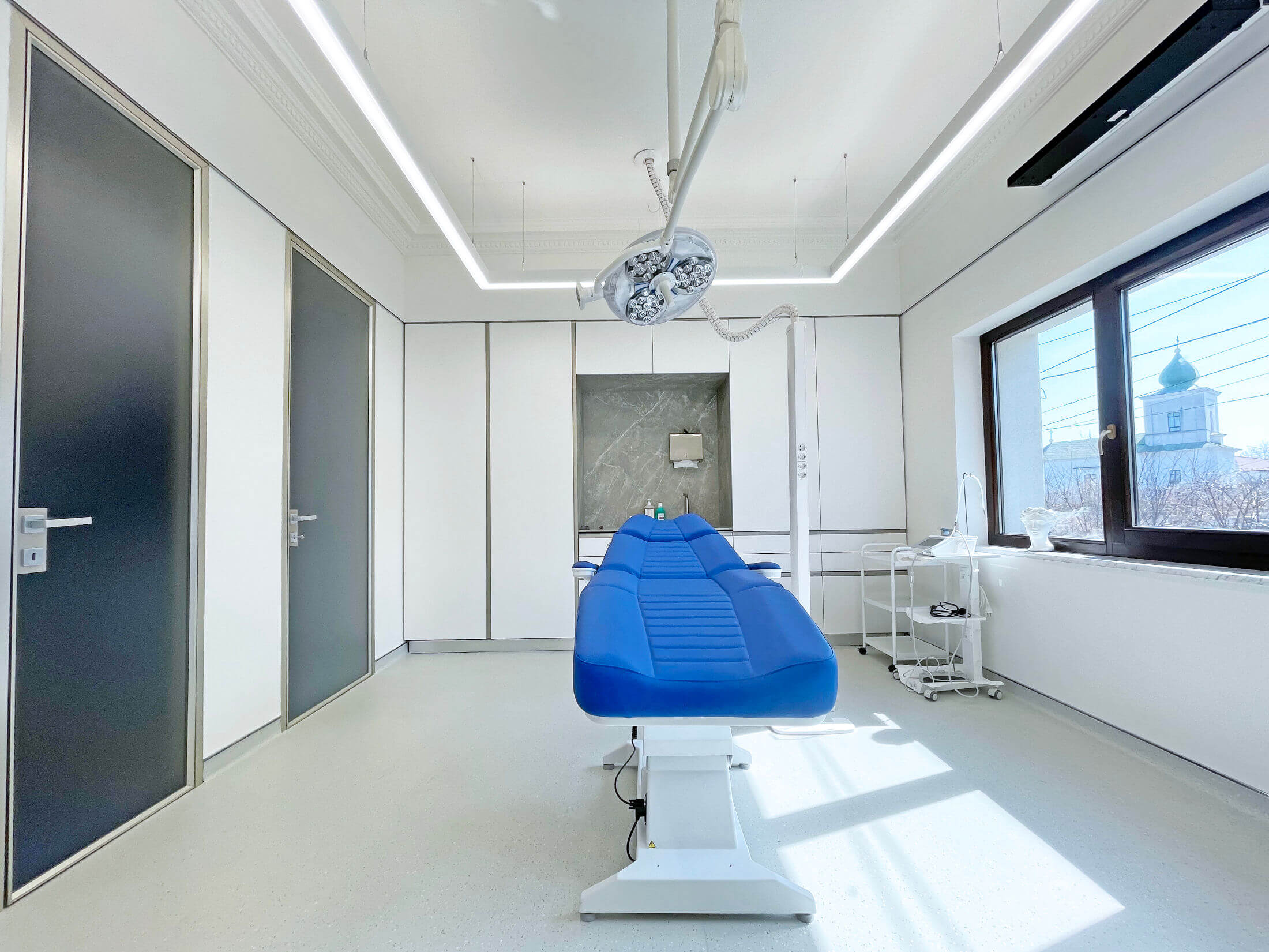Chirurgie dento-alveolară EAN Clinic